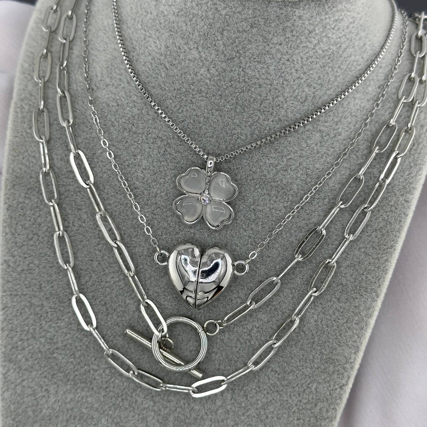 Lara necklace