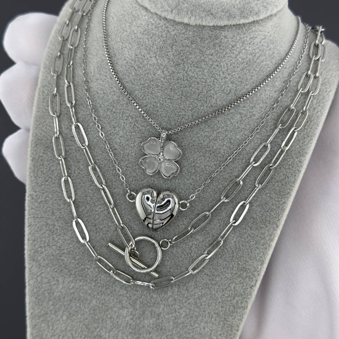 Lara necklace