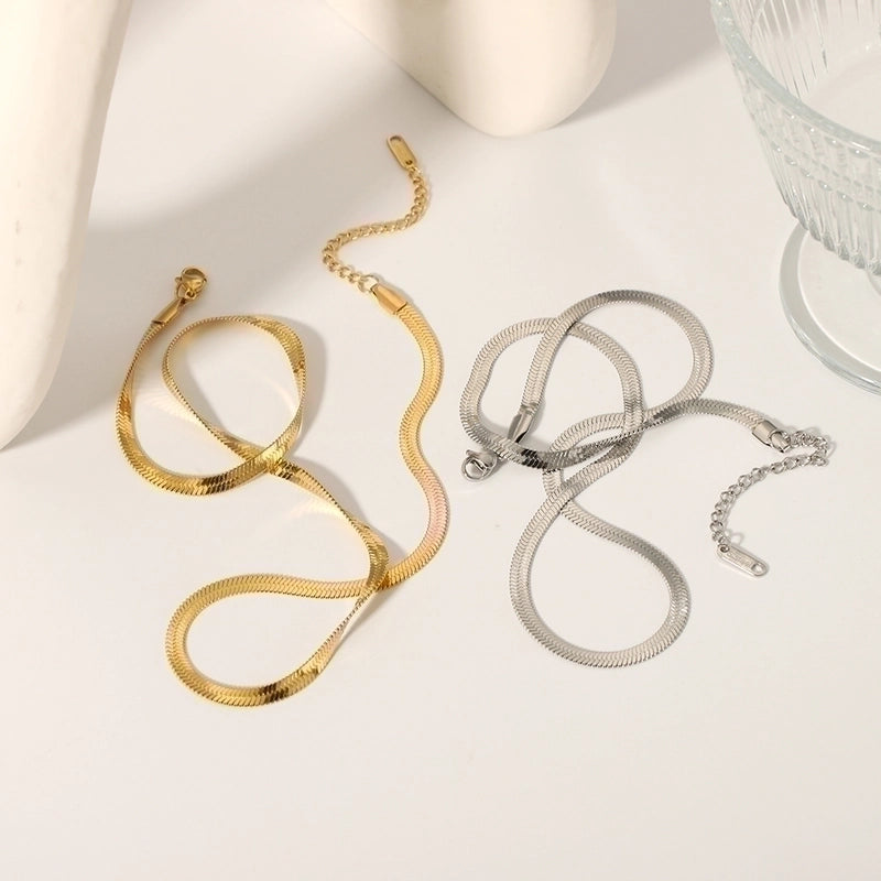 Myah herringbone necklace