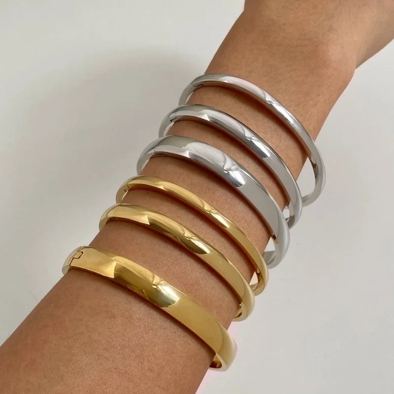 Rose bangle