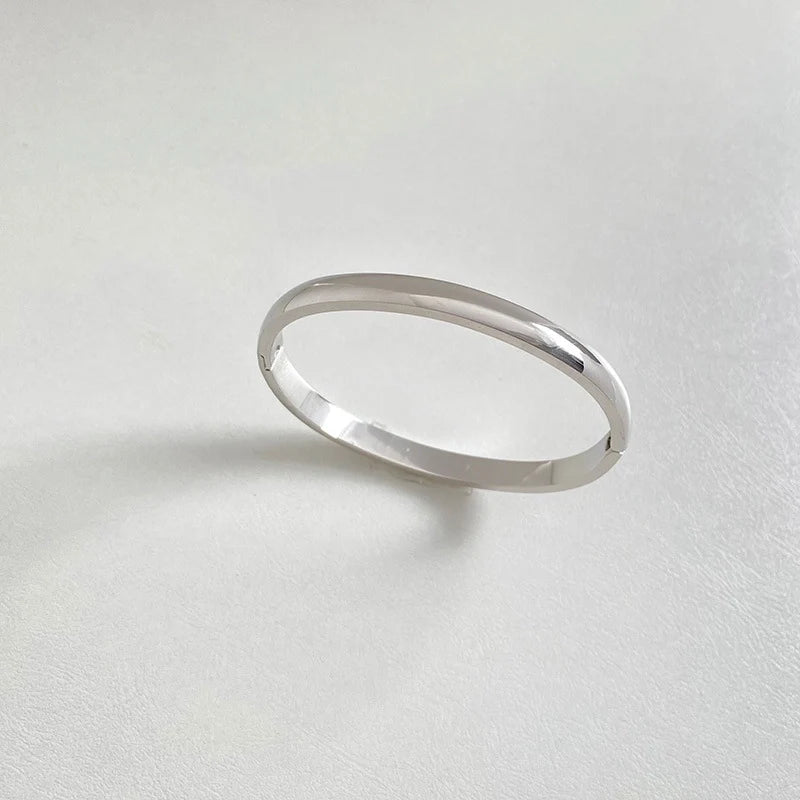 Rose bangle
